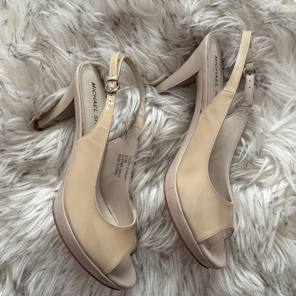 Michael Shannon Nude Slingback Heels
Look like new, never worn!
Appx 3” heel. - Picture 2 of 10